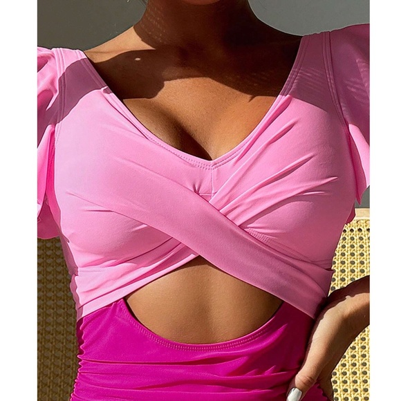 Color Block Cut out Twist Ruffle Sleeve Monokini One Piece Swim - Picture 3 of 8